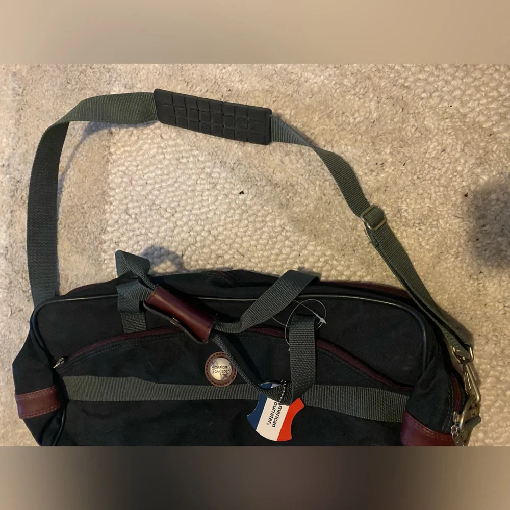 Vintage Dark Green American Tourister Laptop/Business Travel Bag